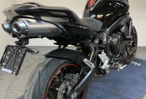 FZ 6 S2