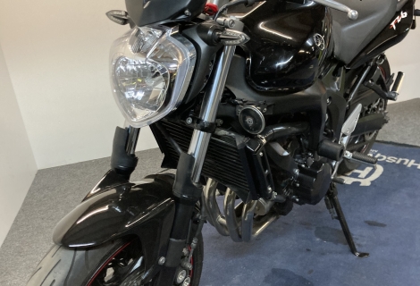 FZ 6 S2
