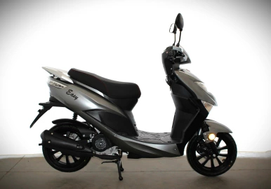 Alfa Easy 50cc scooter in antracietgrijs