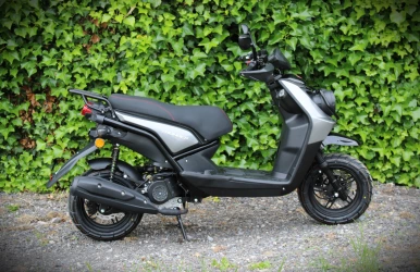 Alfa Thunder 50cc scooter in antracietgrijs