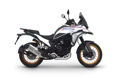 Kove 625X Max adventuremotor in het wit