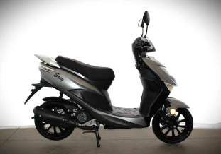 Alfa Easy 50cc scooter in antracietgrijs