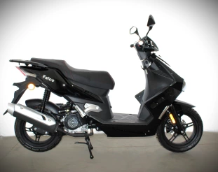 Alfa Falco 50cc sportieve scooter in glanzend zwart