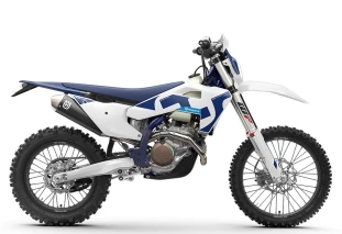 Husqvarna FE 501 enduromotor model 2026, zijaanzicht rechts